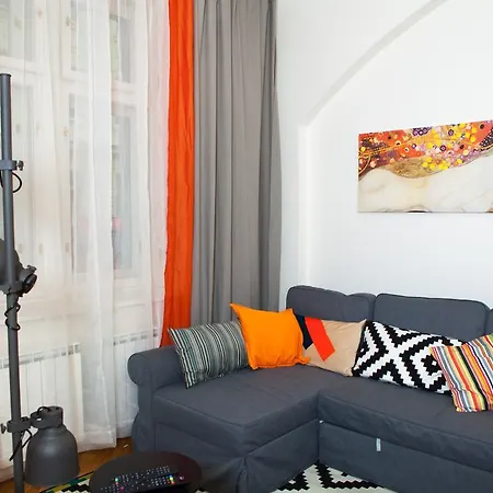 Apartment Simackova 15/52 *