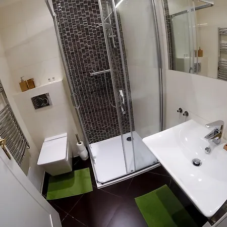 Apartamento Simackova 15/52 *
